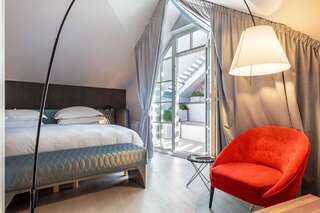 Отель Radisson Blu Royal Astorija Hotel Вильнюс Номер «Премиум» с патио – Новый стиль-1