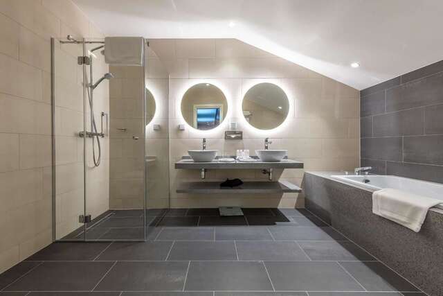 Отель Radisson Blu Royal Astorija Hotel Вильнюс-25