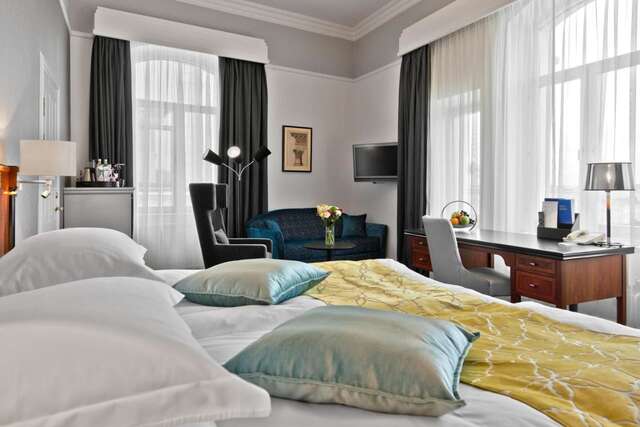 Отель Radisson Blu Royal Astorija Hotel Вильнюс-32